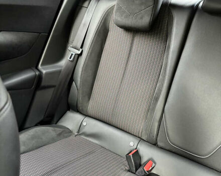 Серый DS 3 Crossback, объемом двигателя 1.2 л и пробегом 50 тыс. км за 18900 $, фото 9 на Automoto.ua