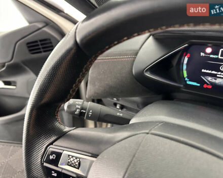 Серый DS 3 Crossback, объемом двигателя 0 л и пробегом 101 тыс. км за 17300 $, фото 79 на Automoto.ua