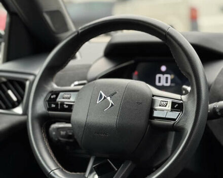 Серый DS 3 Crossback, объемом двигателя 1.2 л и пробегом 40 тыс. км за 18500 $, фото 9 на Automoto.ua