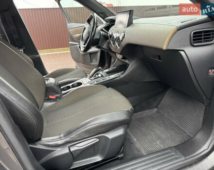 Серый DS 3 Crossback, объемом двигателя 0 л и пробегом 72 тыс. км за 14650 $, фото 5 на Automoto.ua