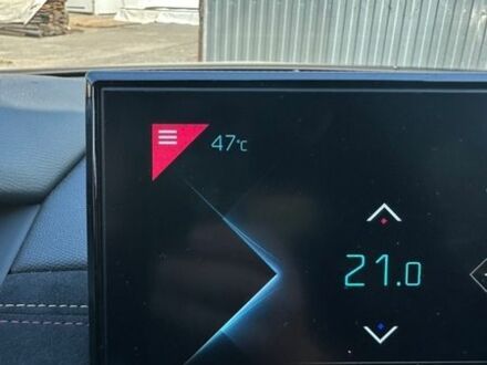 Серый DS 3 Crossback, объемом двигателя 0 л и пробегом 82 тыс. км за 20500 $, фото 1 на Automoto.ua