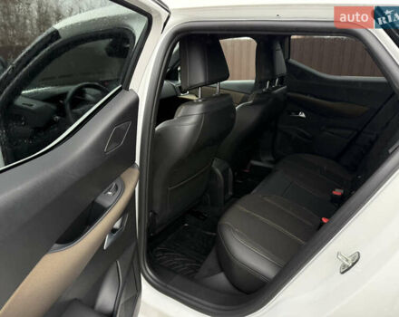 Белый DS 3 e-Tense, объемом двигателя 0 л и пробегом 87 тыс. км за 16200 $, фото 13 на Automoto.ua