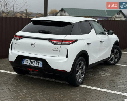 Белый DS 3 e-Tense, объемом двигателя 0 л и пробегом 87 тыс. км за 16200 $, фото 8 на Automoto.ua