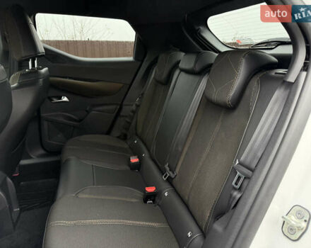 Белый DS 3 e-Tense, объемом двигателя 0 л и пробегом 87 тыс. км за 16200 $, фото 16 на Automoto.ua