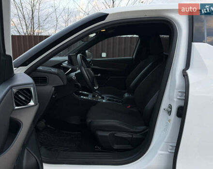 Белый DS 3 e-Tense, объемом двигателя 0 л и пробегом 54 тыс. км за 17200 $, фото 17 на Automoto.ua