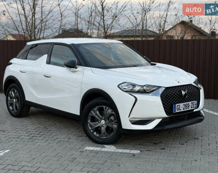 Белый DS 3 e-Tense, объемом двигателя 0 л и пробегом 54 тыс. км за 17200 $, фото 11 на Automoto.ua