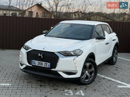 Белый DS 3 e-Tense, объемом двигателя 0 л и пробегом 54 тыс. км за 17200 $, фото 1 на Automoto.ua