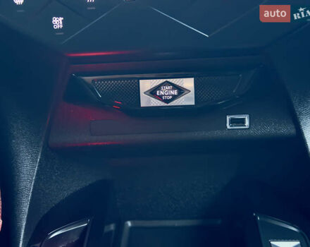 Красный DS 3 e-Tense, объемом двигателя 0 л и пробегом 25 тыс. км за 16900 $, фото 44 на Automoto.ua