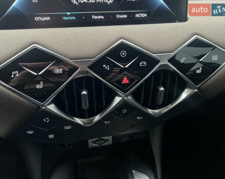 Синий DS 3 e-Tense, объемом двигателя 0 л и пробегом 60 тыс. км за 17000 $, фото 27 на Automoto.ua