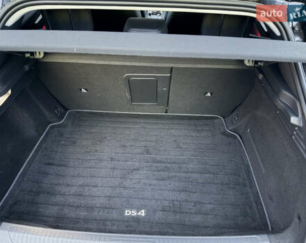 Чорний DS 4, об'ємом двигуна 1.6 л та пробігом 17 тис. км за 27999 $, фото 17 на Automoto.ua