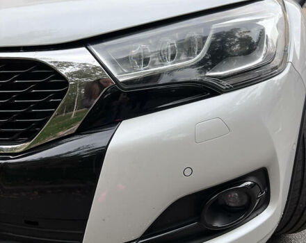 Білий DS 4 Crossback, об'ємом двигуна 2 л та пробігом 90 тис. км за 19000 $, фото 1 на Automoto.ua