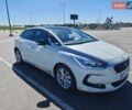 Белый DS 5, объемом двигателя 2 л и пробегом 212 тыс. км за 15800 $, фото 1 на Automoto.ua