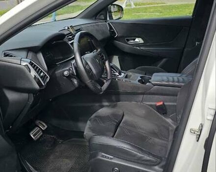 Белый DS 7 Crossback, объемом двигателя 2 л и пробегом 103 тыс. км за 26500 $, фото 30 на Automoto.ua