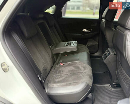 Белый DS 7 Crossback, объемом двигателя 2 л и пробегом 21 тыс. км за 31000 $, фото 16 на Automoto.ua