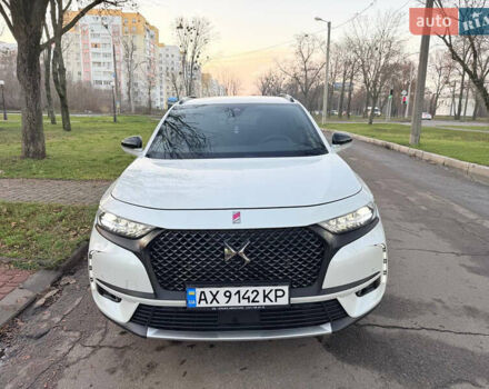 Белый DS 7 Crossback, объемом двигателя 2 л и пробегом 21 тыс. км за 33000 $, фото 1 на Automoto.ua