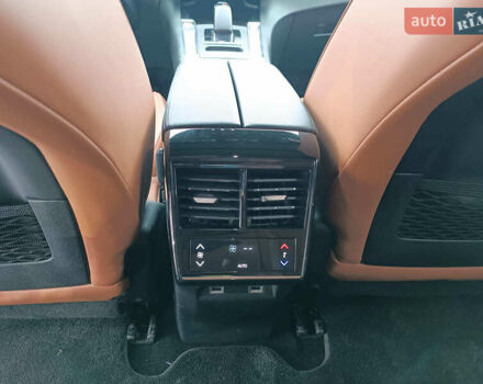 Черный DS 7 Crossback, объемом двигателя 1.6 л и пробегом 97 тыс. км за 33950 $, фото 39 на Automoto.ua