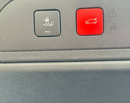 Черный DS 7 Crossback, объемом двигателя 1.59 л и пробегом 27 тыс. км за 38500 $, фото 20 на Automoto.ua