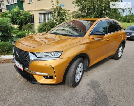 Желтый DS 7 Crossback, объемом двигателя 2 л и пробегом 212 тыс. км за 18900 $, фото 1 на Automoto.ua