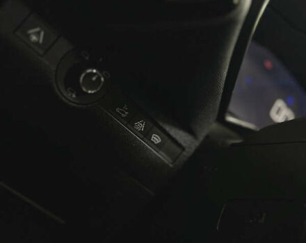 Серый DS 7 Crossback, объемом двигателя 2 л и пробегом 77 тыс. км за 28900 $, фото 28 на Automoto.ua