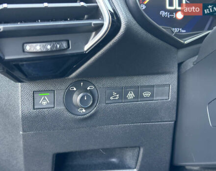 Сірий DS 7 Crossback, об'ємом двигуна 2 л та пробігом 170 тис. км за 27599 $, фото 112 на Automoto.ua