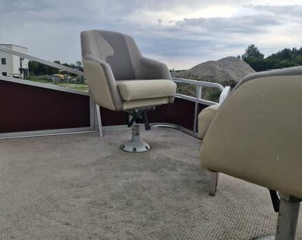 Elete Pontoon Boats 24, объемом двигателя 2.45 л и пробегом 0 тыс. км за 15500 $, фото 3 на Automoto.ua