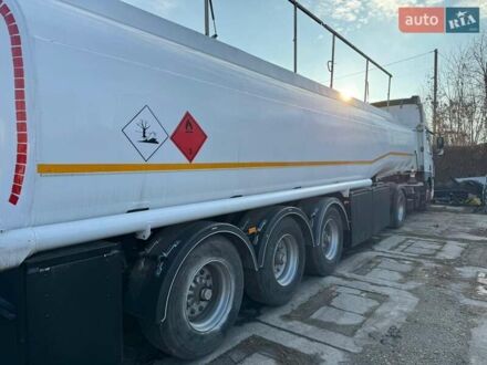Esterer 5281 1997 в Кременчуге на Automoto.ua Белый Esterer 5281, объемом двигателя 0 л и пробегом 0 тыс. км за 26000 $, фото 1 на Automoto.ua