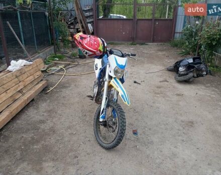 Синий Exdrive 125, объемом двигателя 0.5 л и пробегом 2 тыс. км за 29000 $, фото 11 на Automoto.ua