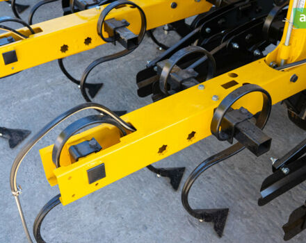 General КРН 5.6, об'ємом двигуна 0 л та пробігом 0 тис. км за 9986 $, фото 8 на Automoto.ua