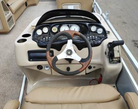 Harris Crown Pontoon, об'ємом двигуна 0 л та пробігом 100 тис. км за 26900 $, фото 2 на Automoto.ua