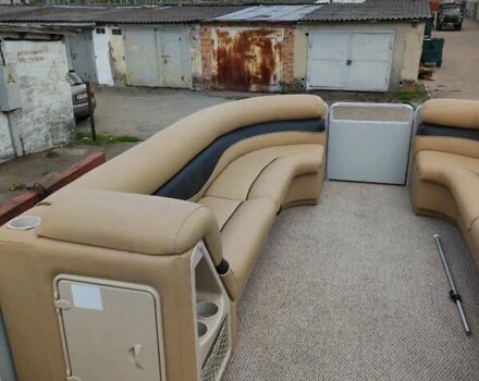 Harris Crown Pontoon, об'ємом двигуна 0 л та пробігом 100 тис. км за 26900 $, фото 9 на Automoto.ua