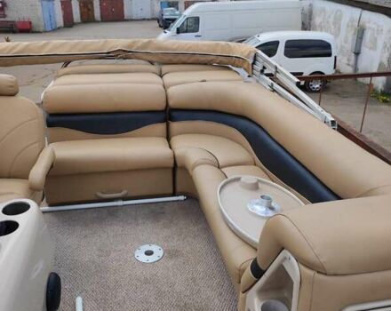 Harris Crown Pontoon, об'ємом двигуна 0 л та пробігом 100 тис. км за 26900 $, фото 6 на Automoto.ua