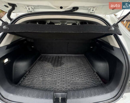 Белый Haval Jolion, объемом двигателя 1.5 л и пробегом 50 тыс. км за 16500 $, фото 40 на Automoto.ua