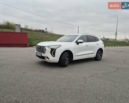 Белый Haval Jolion, объемом двигателя 1.5 л и пробегом 130 тыс. км за 13500 $, фото 2 на Automoto.ua