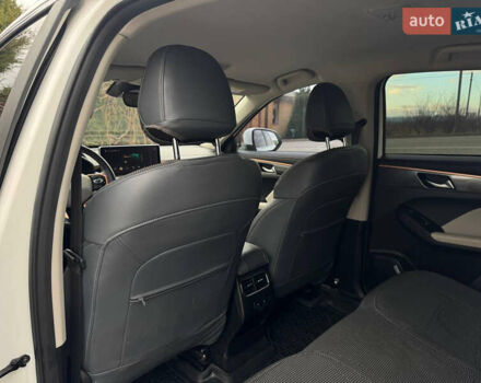 Белый Haval Jolion, объемом двигателя 1.5 л и пробегом 50 тыс. км за 16500 $, фото 43 на Automoto.ua