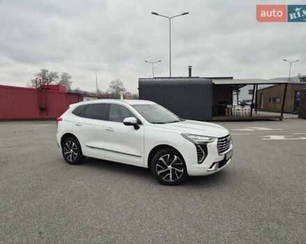 Белый Haval Jolion, объемом двигателя 1.5 л и пробегом 130 тыс. км за 13500 $, фото 4 на Automoto.ua