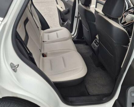 Белый Haval Jolion, объемом двигателя 1.5 л и пробегом 130 тыс. км за 13500 $, фото 16 на Automoto.ua