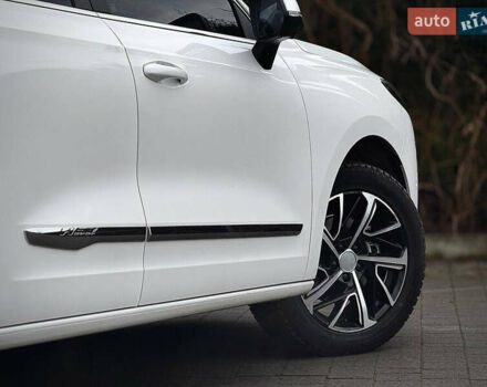 Белый Haval Jolion, объемом двигателя 1.5 л и пробегом 50 тыс. км за 16500 $, фото 21 на Automoto.ua