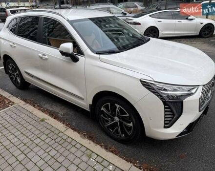 Белый Haval Jolion, объемом двигателя 1.5 л и пробегом 36 тыс. км за 18500 $, фото 1 на Automoto.ua