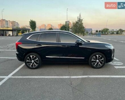 Черный Haval Jolion, объемом двигателя 1.5 л и пробегом 90 тыс. км за 16800 $, фото 6 на Automoto.ua