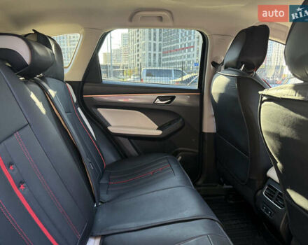 Черный Haval Jolion, объемом двигателя 1.5 л и пробегом 32 тыс. км за 20300 $, фото 3 на Automoto.ua