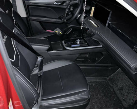 Красный Haval Jolion, объемом двигателя 1.5 л и пробегом 13 тыс. км за 19999 $, фото 4 на Automoto.ua