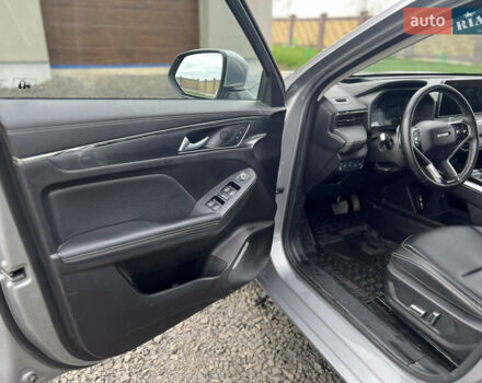 Серый Haval Jolion, объемом двигателя 1.5 л и пробегом 81 тыс. км за 16000 $, фото 14 на Automoto.ua
