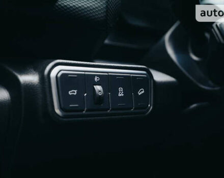 Черный Haval Dargo, объемом двигателя 2 л и пробегом 40 тыс. км за 20500 $, фото 16 на Automoto.ua