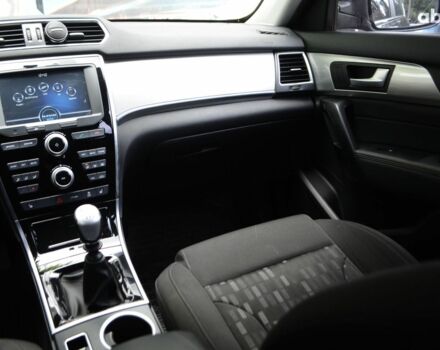 Черный Haval H2, объемом двигателя 1.5 л и пробегом 48 тыс. км за 13500 $, фото 16 на Automoto.ua