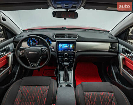 Червоний Haval H2, об'ємом двигуна 1.5 л та пробігом 55 тис. км за 11092 $, фото 10 на Automoto.ua