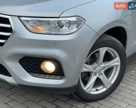 Серый Haval H2, объемом двигателя 1.5 л и пробегом 43 тыс. км за 12500 $, фото 4 на Automoto.ua