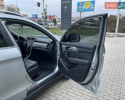 Серый Haval H2, объемом двигателя 1.5 л и пробегом 43 тыс. км за 12500 $, фото 45 на Automoto.ua