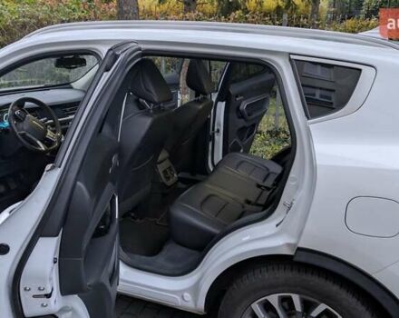 Белый Haval H6, объемом двигателя 1.97 л и пробегом 117 тыс. км за 14200 $, фото 3 на Automoto.ua