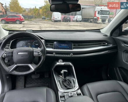 Білий Haval H6, об'ємом двигуна 1.97 л та пробігом 108 тис. км за 14999 $, фото 29 на Automoto.ua