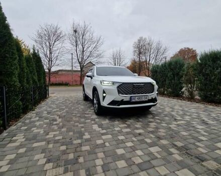 Белый Haval H6, объемом двигателя 2 л и пробегом 31 тыс. км за 23500 $, фото 2 на Automoto.ua